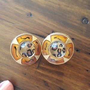 Retro, clip back, leopard earrings.